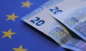 Đồng euro 'nổi sóng' giữa lúc USD mất đà