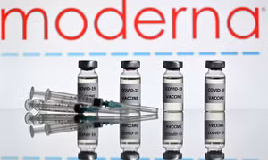 Moderna đã thiết kế vaccine COVID đột phá chỉ trong 2 ngày như thế nào