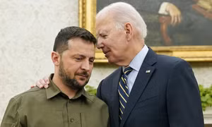 Mỹ phủ nhận 'siết' vũ khí để ép Ukraine đàm phán hòa bình với Nga