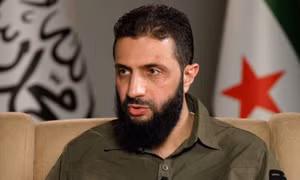 Hành trình thay đổi hình ảnh của thủ lĩnh phe nổi dậy vừa lật đổ Tổng thống Syria 