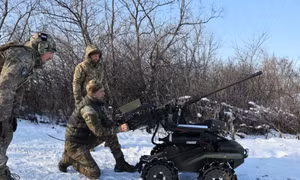Cựu Bộ trưởng Quốc phòng Ukraine: Chương trình robot chiến đấu sẽ không dừng lại
