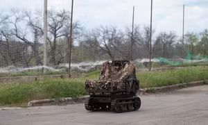 Ukraine tăng tốc sản xuất robot mặt đất để giảm thương vong