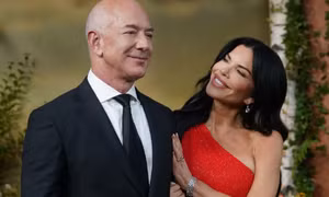 Đám cưới Bezos - Sánchez gây chia rẽ thành Venice