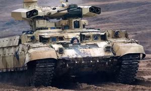 Vũ khí hạng nặng đổ vào Ukraine, chạy đua trước trận chiến ở Donbas