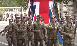 Bộ trưởng Quốc phòng Anh nói về sự tham gia của Ukraine trong diễu binh tại London
