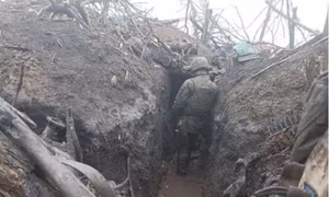 Giao tranh chiến hào khốc liệt ở Bakhmut, miền đông Ukraine khi hai bên giằng co