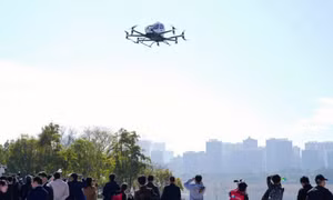 Taxi bay, drone giao cơm: Trung Quốc đang sống trước phần còn lại của thế giới