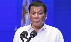 Tổng thống Philippines Duterte ‘đăng đàn’ Facebook chế nhạo tin đồn ông đã chết
