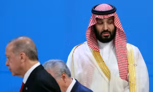 Thái tử Saudi Arabia bị lãnh đạo G20 lạnh nhạt khi chụp 'ảnh gia đình' 