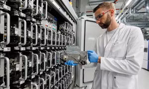 Giới khoa học tìm kiếm loạt giải pháp thay thế pin lithium