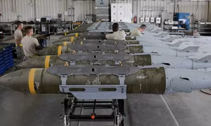 WSJ: Mỹ dự định chuyển bom dẫn đường chính xác cho Israel