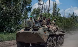 Ukraine tuyên bố tiến công ở Donbas nhưng phủ nhận cuộc phản công đã bắt đầu
