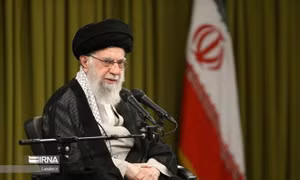 Từ đối đầu sang đối thoại với Mỹ: Vì sao Lãnh tụ Tối cao Iran đổi ý?