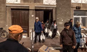 Ukraine: Người dân Lyman hưởng không khí hòa bình mong manh khi giao tranh đi qua