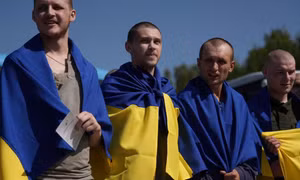 Nga - Ukraine trao đổi hàng trăm tù binh bị bắt ở Kursk