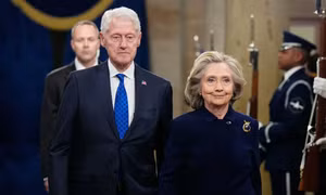 Vì sao Hạ viện Mỹ quyết không 'nương tay' với vợ chồng ông Clinton trong hồ sơ Epstein?
