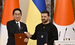 Nhật Bản hỗ trợ Ukraine bằng thỏa thuận an ninh kéo dài 10 năm