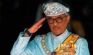 Tân vương Malaysia đăng quang 
