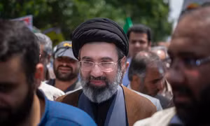 Con trai cố Lãnh tụ Ali Khamenei dẫn đầu cuộc đua kế nhiệm tại Iran