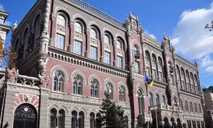 Dự trữ quốc tế của Ukraine tăng 30% lên mức cao kỷ lục 