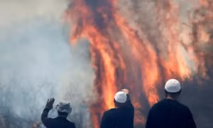 Miền Bắc Israel 'chìm trong biển lửa' sau khi bị tên lửa của Hezbollah tấn công