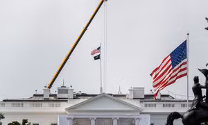 Nhà Trắng gia cố cửa chính sau các mối đe dọa nhằm vào Tổng thống Trump