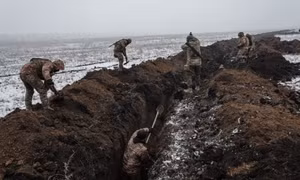 Chính quyền báo động, miền Đông Ukraine chuẩn bị cho đợt tấn công mới của Nga 