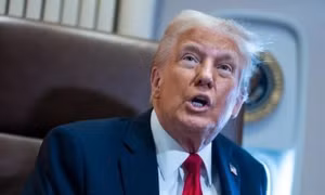 Tổng thống Trump 'không quan tâm bầu cử giữa kỳ' khi ra quyết định về Iran