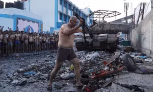 Video rò rỉ các tay súng Hamas lũ lượt ra hàng