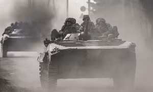 Ukraine công khai chi tiêu quân sự hàng tháng