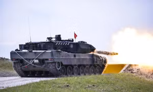 Trì hoãn viện trợ 100 xe tăng cho Ukraine, Đức nói ‘không muốn vội vàng đi trước’