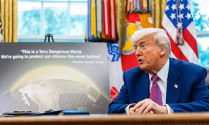 Lá chắn 'Vòm Vàng' của ông Trump bị cảnh báo tốn kém khổng lồ