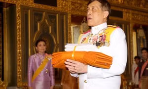 Nỗi khó xử ngoại giao của Đức với Vua Thái Lan