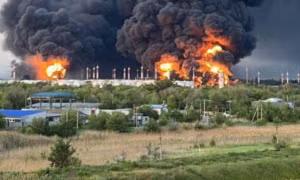 Ukraine tuyên bố ‘tấn công phủ đầu’ thêm hai sân bay khác của Nga