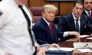 Bên trong phòng xử án Manhattan, nơi diễn ra phiên tòa hình sự đầu tiên với ông Trump