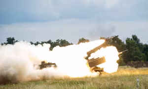 Litva tăng ngân sách quốc phòng để mua HIMARS, máy bay không người lái