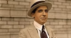 Charles Ponzi và vụ lừa thế kỷ 'tiền đổi tiền'