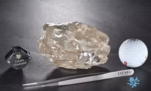 Phát hiện viên kim cương 2.492 carat ở Botswana