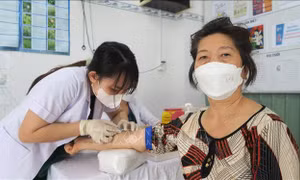 Xây dựng cộng đồng khỏe mạnh - Bài cuối: Củng cố y tế cơ sở, chăm sóc sức khỏe toàn diện