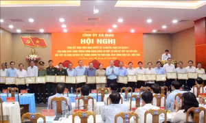 Yêu cầu đẩy mạnh ứng dụng công nghệ thông tin, chuyển đổi số