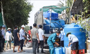 Long An: Khoảng 5.000 hộ dân thiếu nước mùa khô