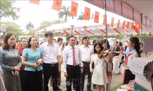 Khuyến khích mỗi gia đình, nhà trường có 'không gian đọc'