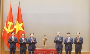 Tổng Bí thư Tô Lâm: Xây dựng thành phố Hải Phòng trở thành trung tâm công nghiệp và cảng biển hiện đại