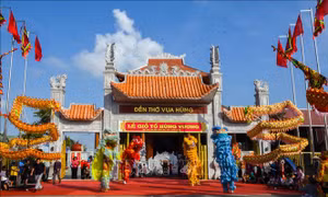 51 năm thống nhất đất nước: Lan tỏa khí thế cách mạng