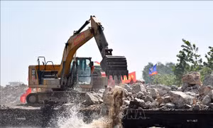 Xử lý thành công vụ vỡ đê hồ nước ngọt lớn thứ hai của Trung Quốc