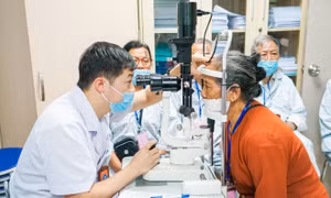 Huy động xã hội chung tay chăm sóc mắt tốt nhất cho người cao tuổi