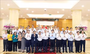 Tổng Bí thư chủ trì cuộc làm việc của Bộ Chính trị với Ban Thường vụ Đảng ủy các cơ quan Đảng Trung ương