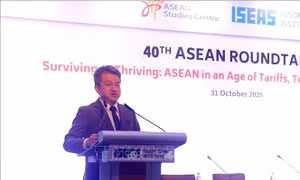 Tìm kiếm giải pháp thúc đẩy phát triển của ASEAN trong thập kỷ tiếp theo