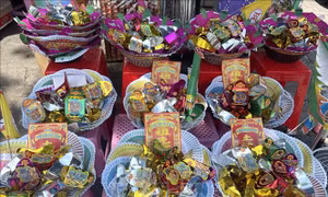 Thị trường mùa Vu Lan: Sức mua tăng nhẹ, hàng hóa phong phú