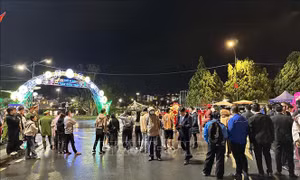 Lâm Đồng kết thúc Tuần lễ vàng du lịch, ra mắt phố đi bộ bên hồ Xuân Hương